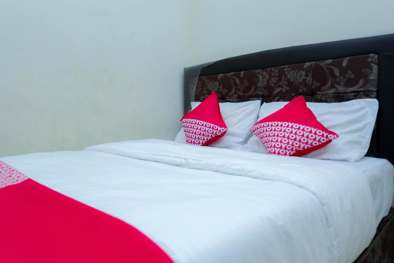 Oyo 2692 Penginapan Mba Ros Banjarbaru Экстерьер фото