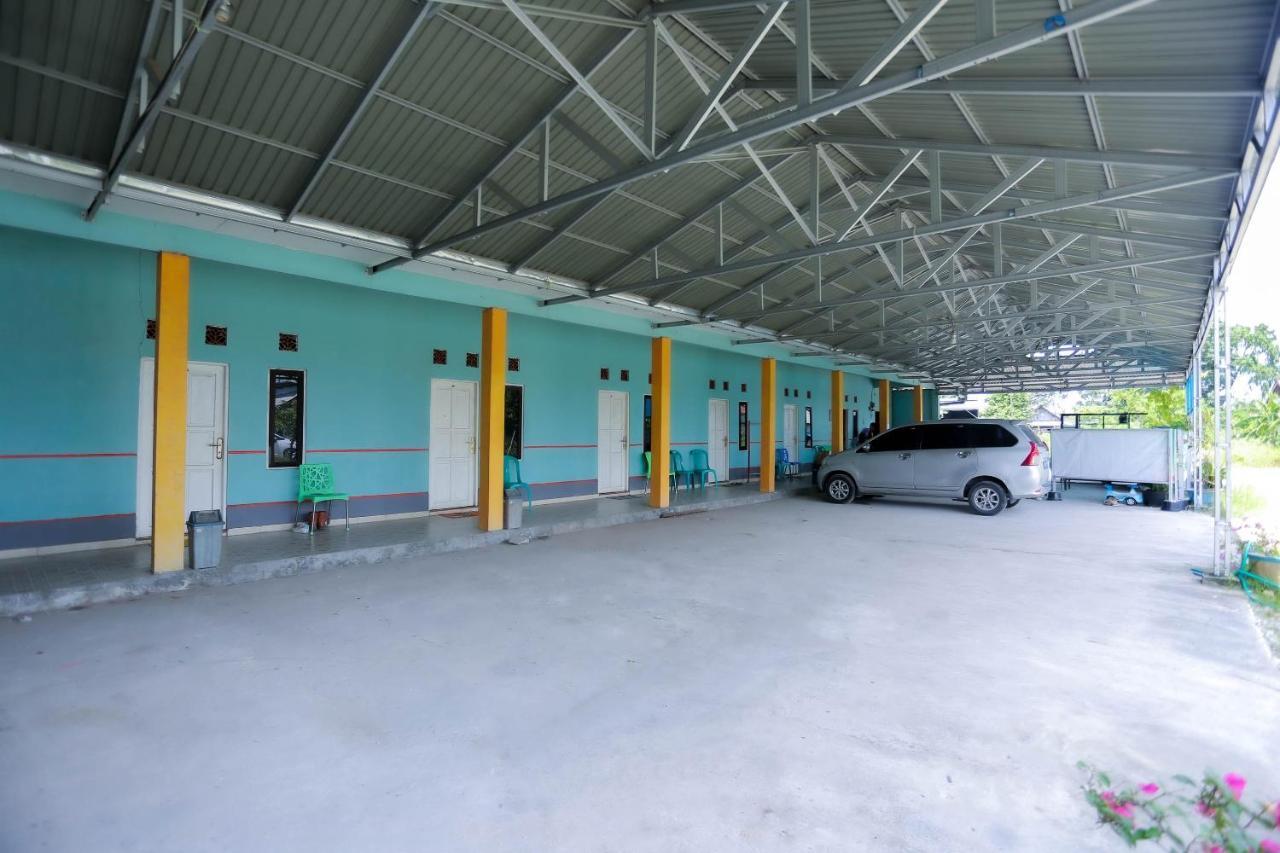 Oyo 2692 Penginapan Mba Ros Banjarbaru Экстерьер фото