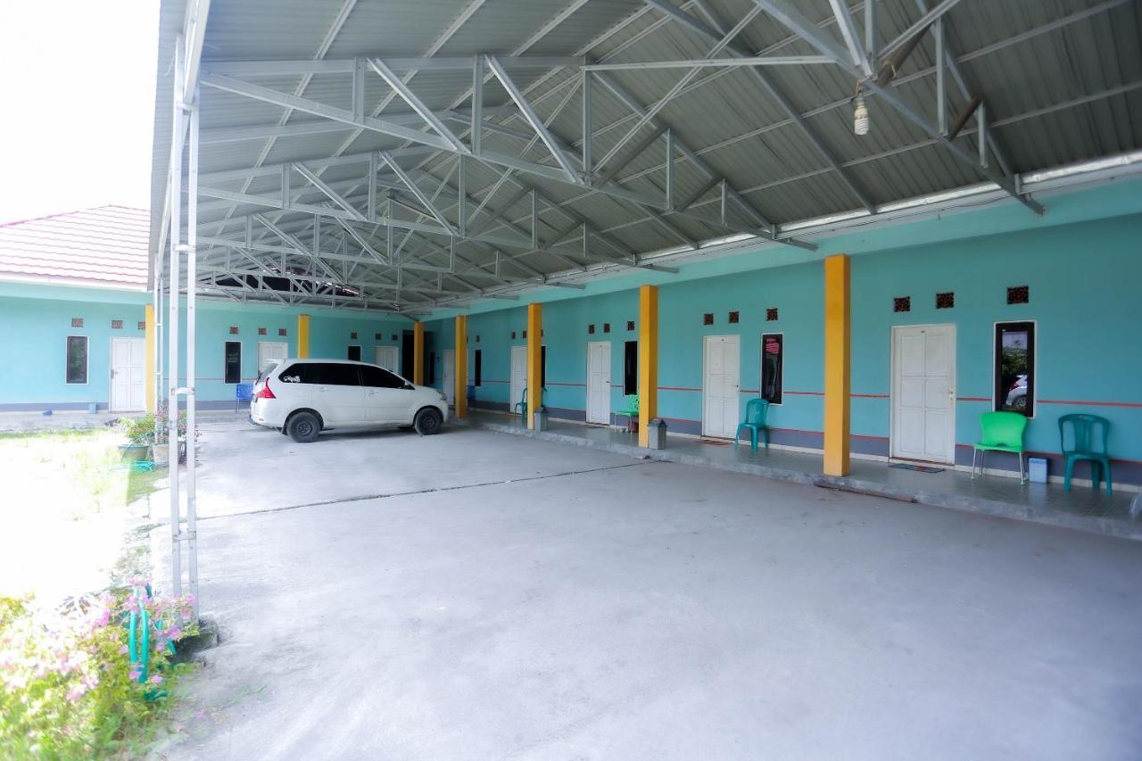 Oyo 2692 Penginapan Mba Ros Banjarbaru Экстерьер фото